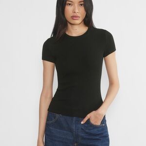 Aritzia Ribbed Shirt